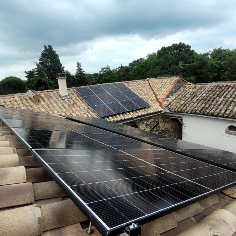 Panneaux photovoltaïques sur toiture
